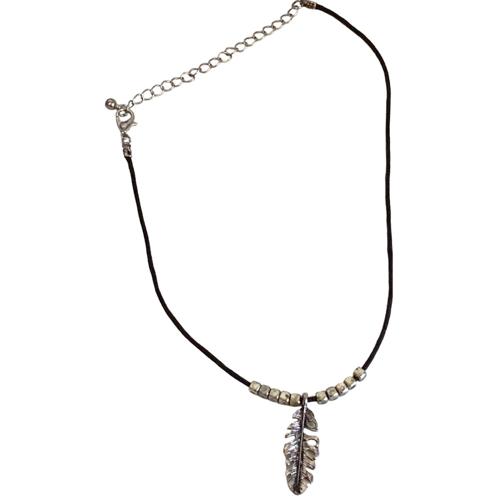 BOHO Style Leaf Choker Necklace - Picture 2 of 4